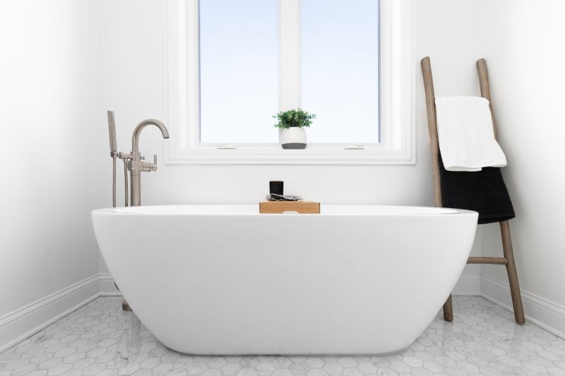 Vintage Style Bathtub